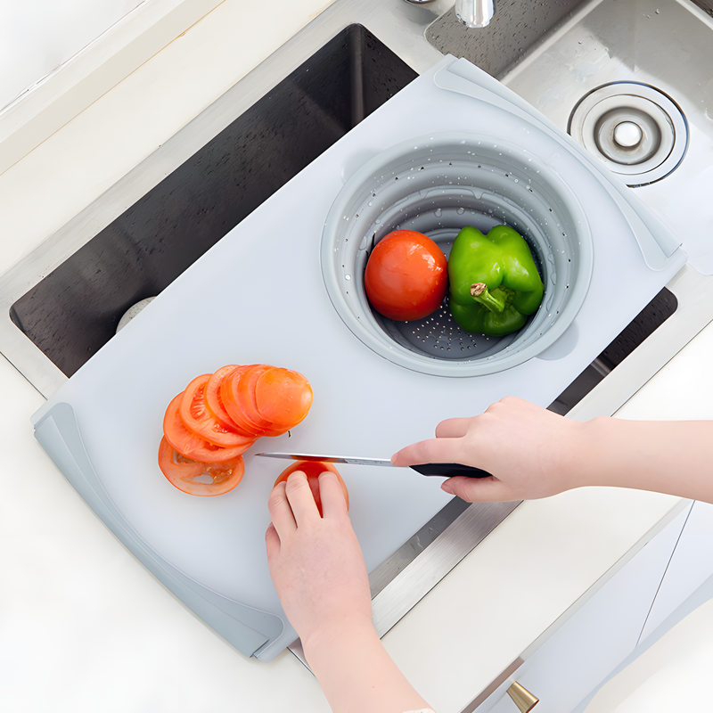 Multi-Functional 3-in-1 Cutting Board with Collapsible Strainer – Versatile Kitchen Tool for Efficient Meal Prep